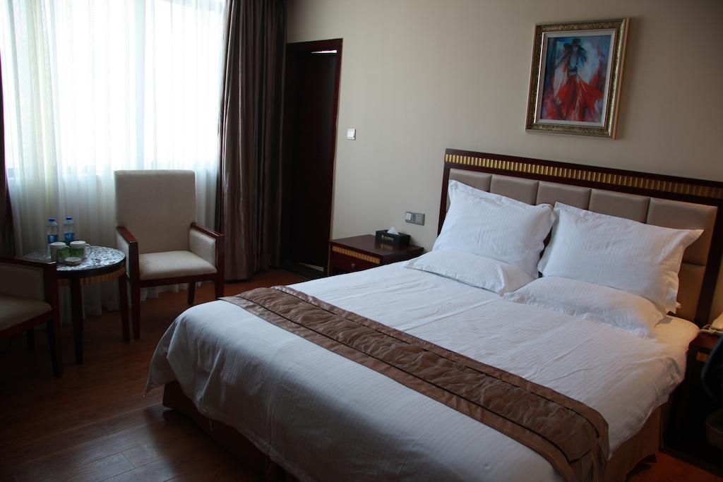 Greentree Inn Guangdong Shantou Chengjiang Road Business Hotel Exterior photo